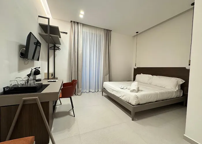 Hart Boutique Rooms Naples